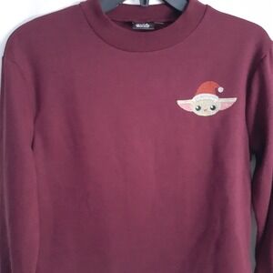 Women's Star Wars Santa Baby Yoda Embroidered‎ Red Sweatshirt Size XS